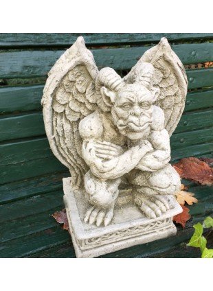 Gargoyle mit Ziegenhörnern - Steinfigur Wächter Tor Dekoration Pfeiler Figuren 